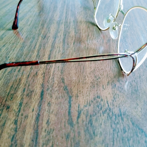 - Vintage Eyeglasses - Picture 4 of 6
